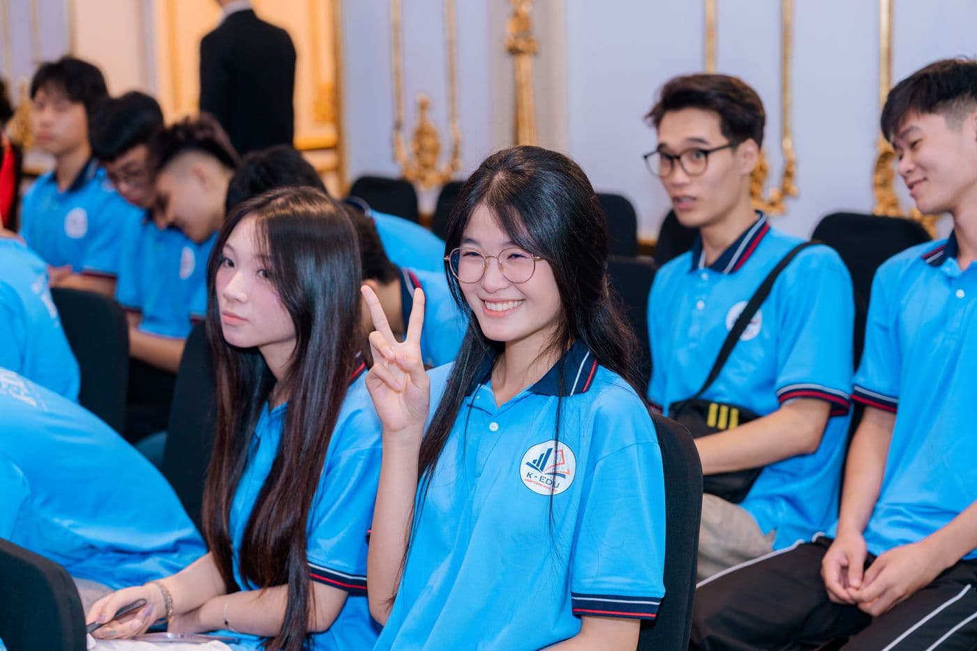 Tân học viên K-EDU trong hội trường sáng 14/9.