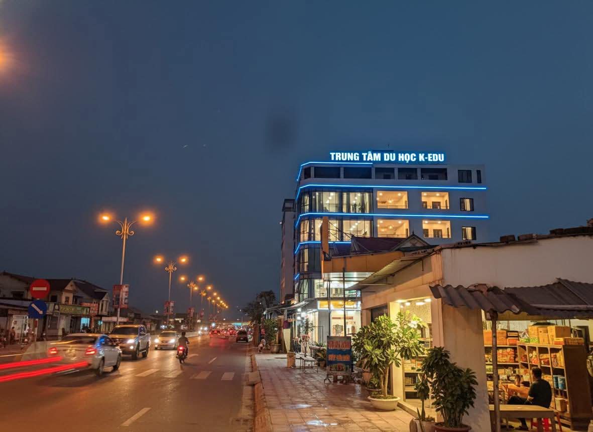 Cơ sở K-EDU rộng rãi, hiện đại