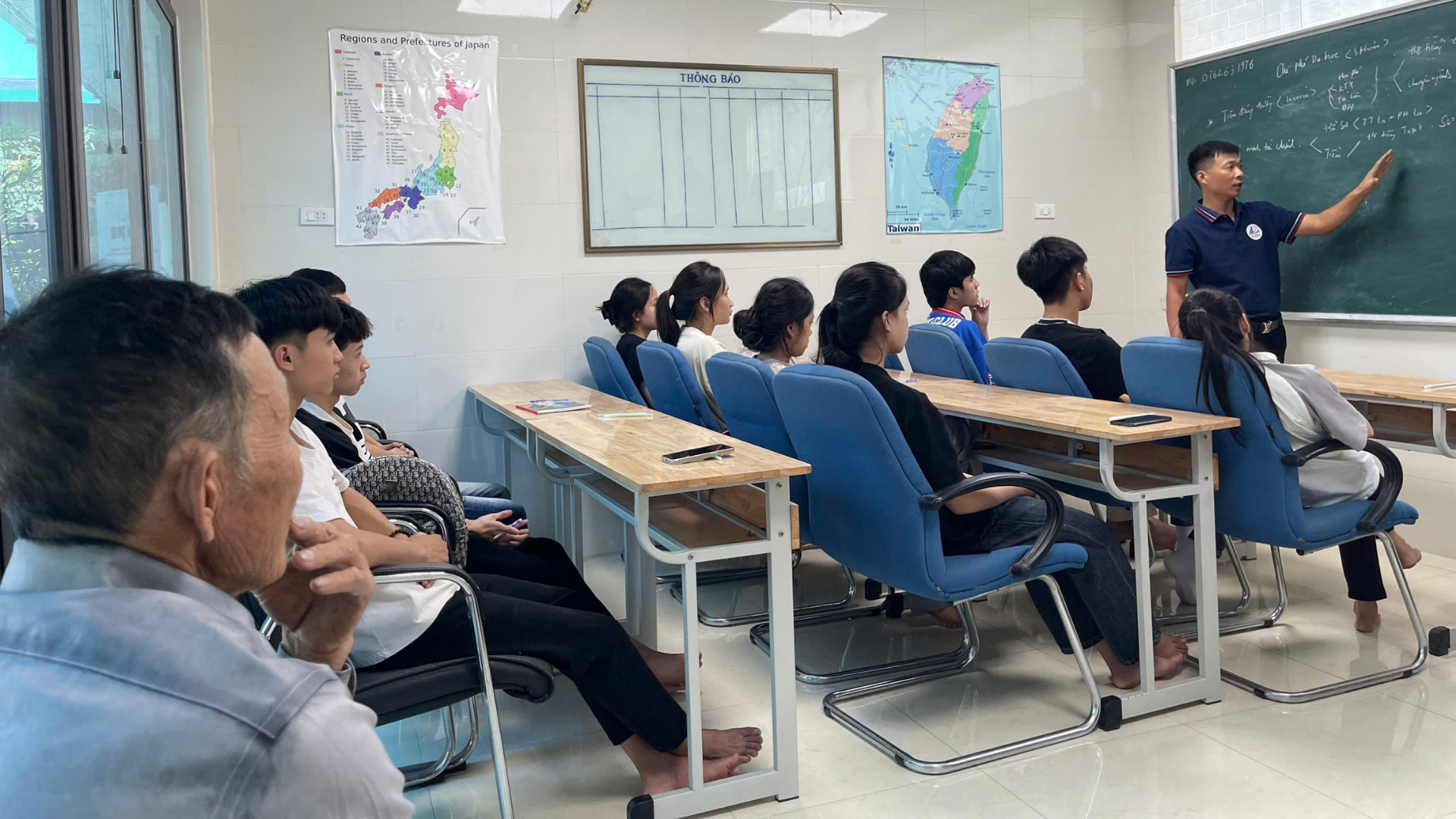 Ảnh hoạt động 35